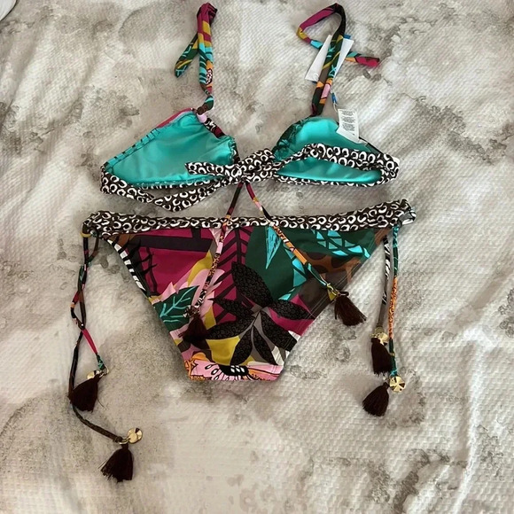 BLEU ROD BEATTIE Tall Triangle Run Wild Size 4 and Tie Sides Bottom Size 4 - Picture 12 of 14